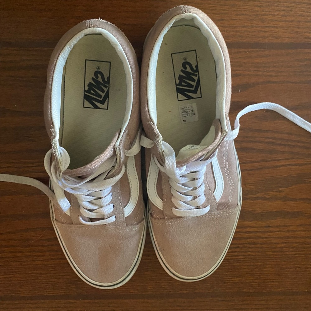Woman sneakers